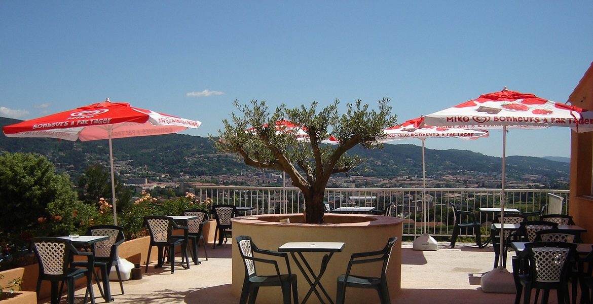 Hôtel Draguignan var col de l' ange terrasse panoramique